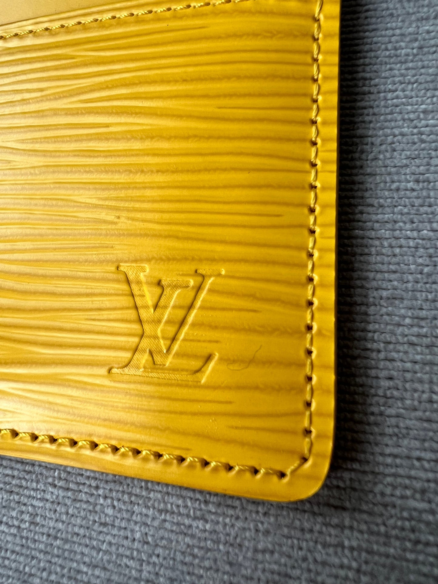 Louis Vuitton Card Holder Citron Yellow Epi