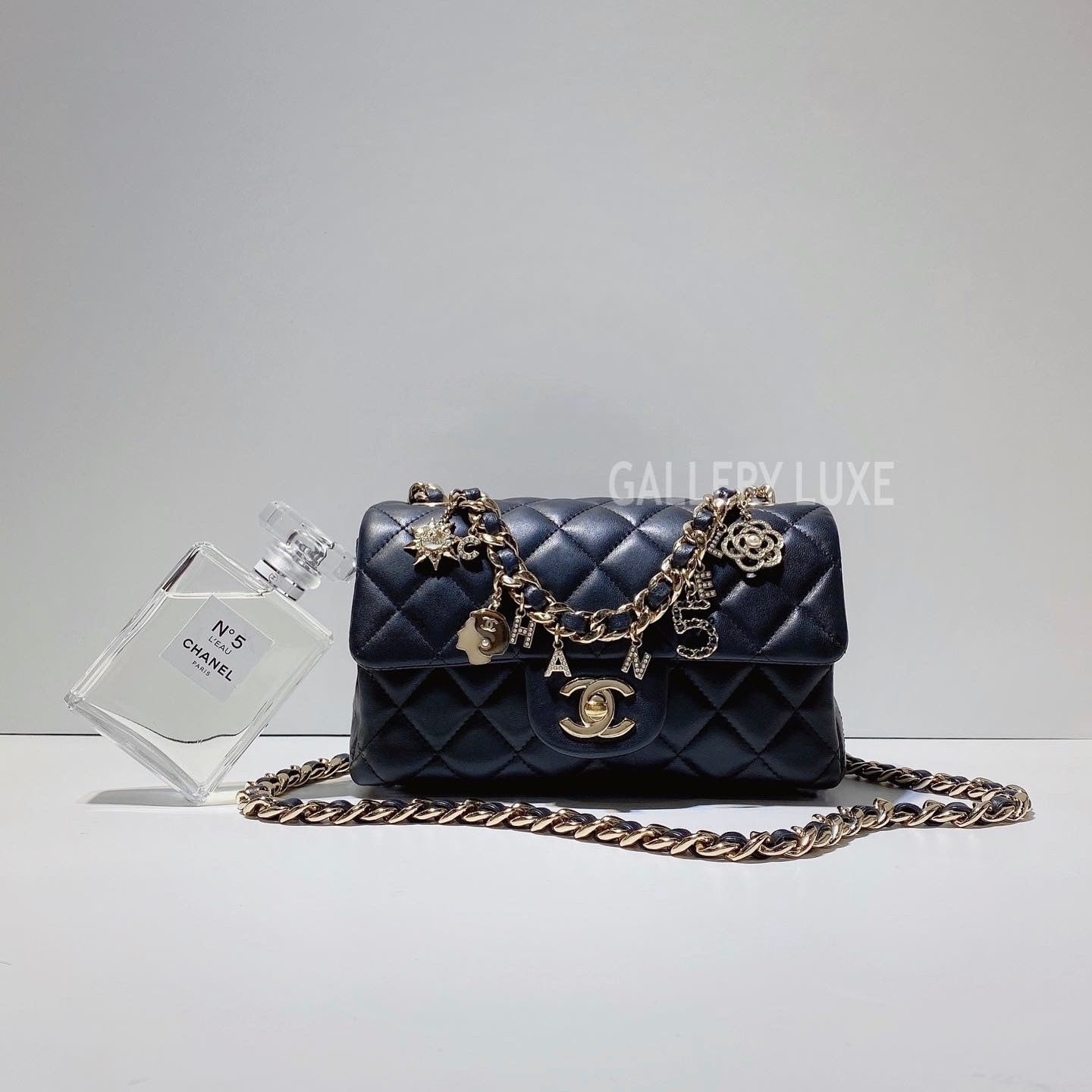 No.3300-Chanel Lambskin Coco Charm Mini Flap Bag 20cm
