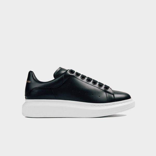 Alexander McQueen Oversized Sneaker in Black