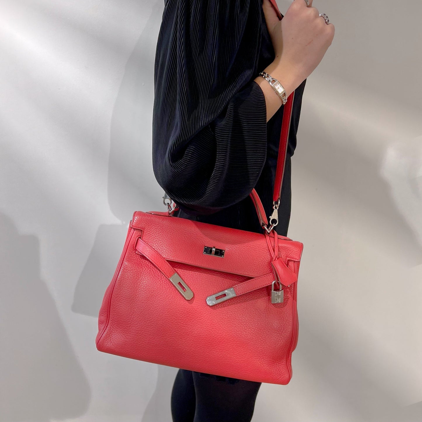 Luxury Hermes Kelly 32 bag