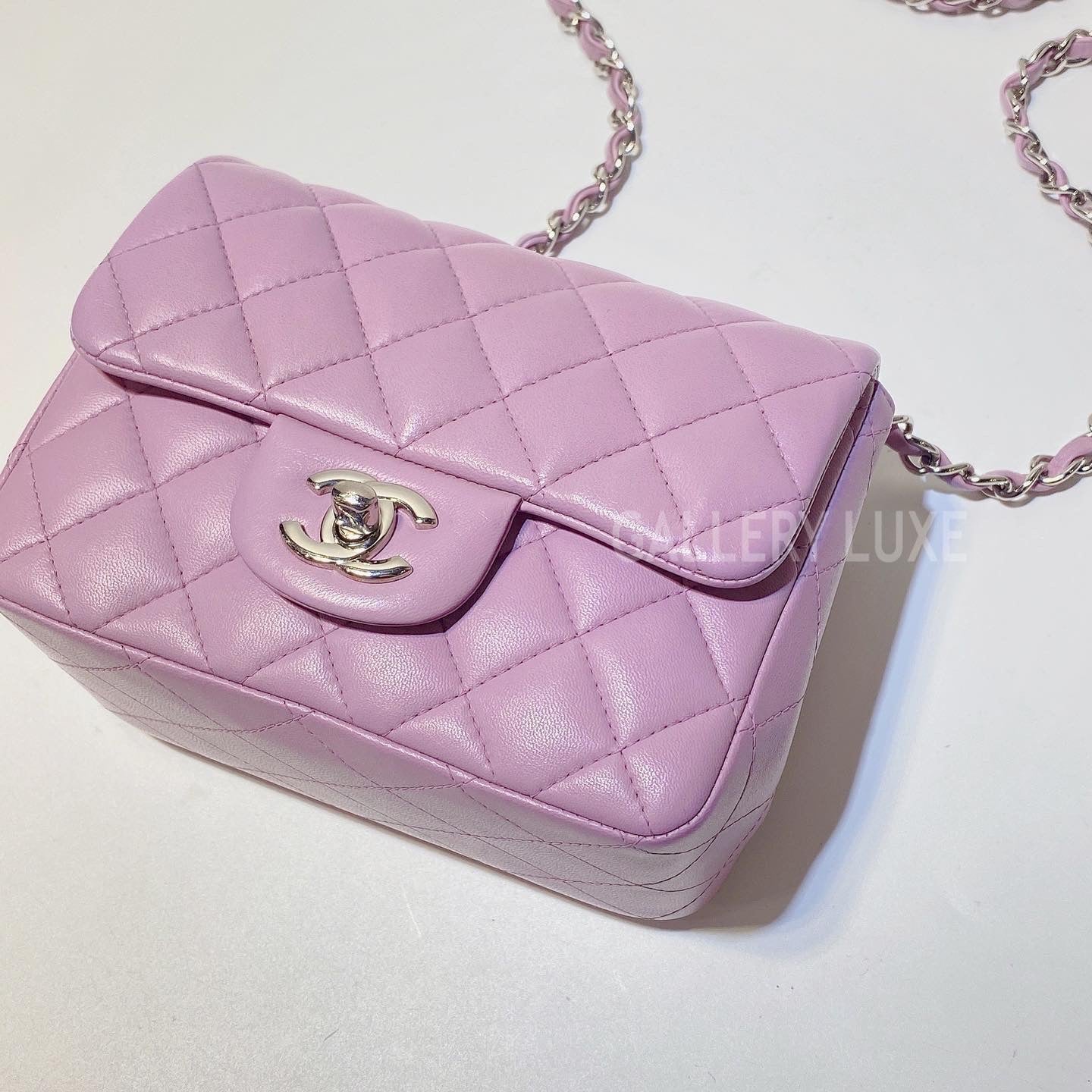 No.2806-Chanel Lambskin Classic Flap Mini 17cm