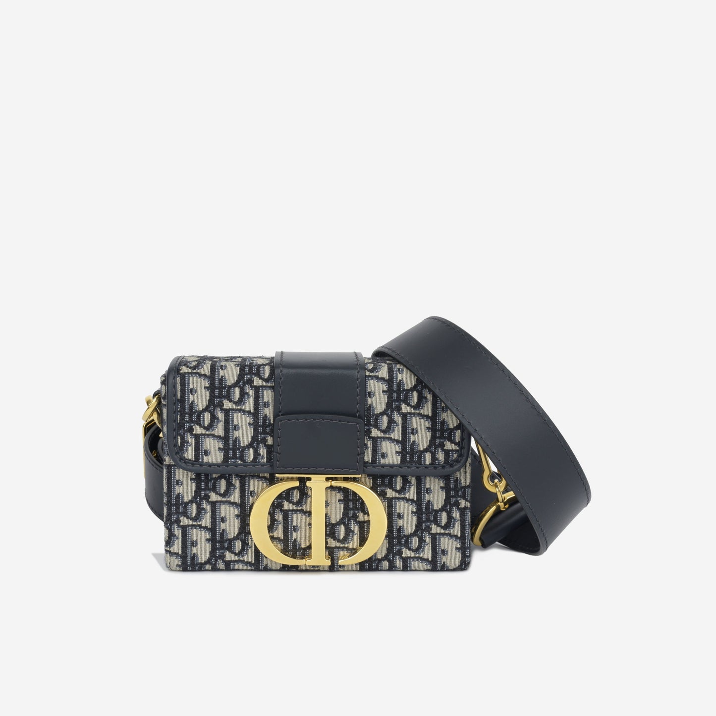 Luxury Dior 30 Montaigne Bag