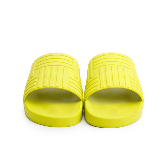 Bottega Veneta Kiwi Rubber Flat Slider Sandals, Size 40