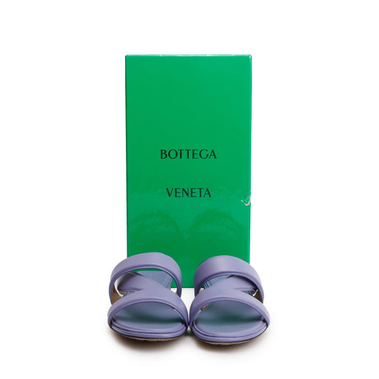 Bottega Veneta Purple Lambskin Leather The Band Flat Sandals, Size 40