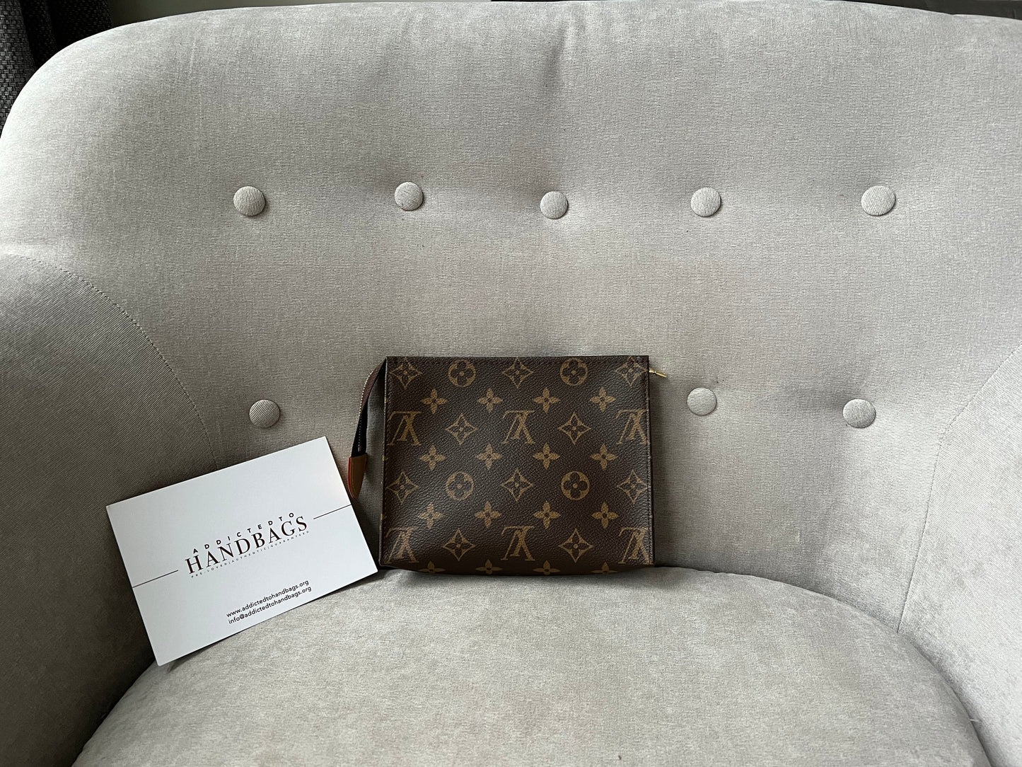 Louis Vuitton Toiletry Pouch 19 Monogram
