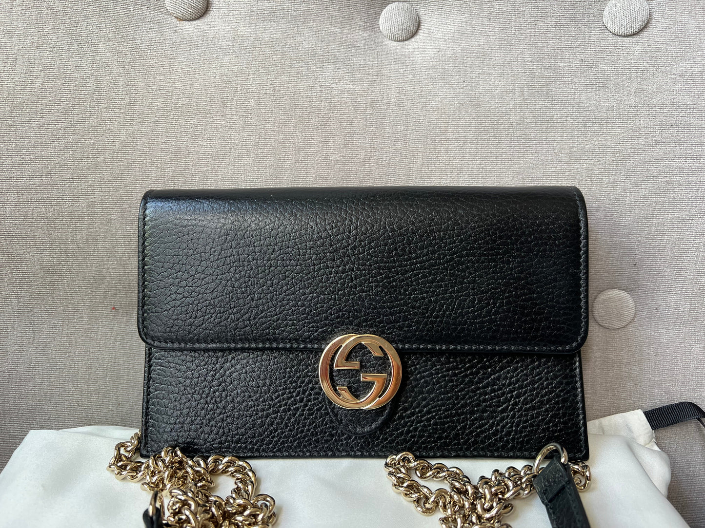 Luxury Gucci Black Interlocking GG Chain Wallet