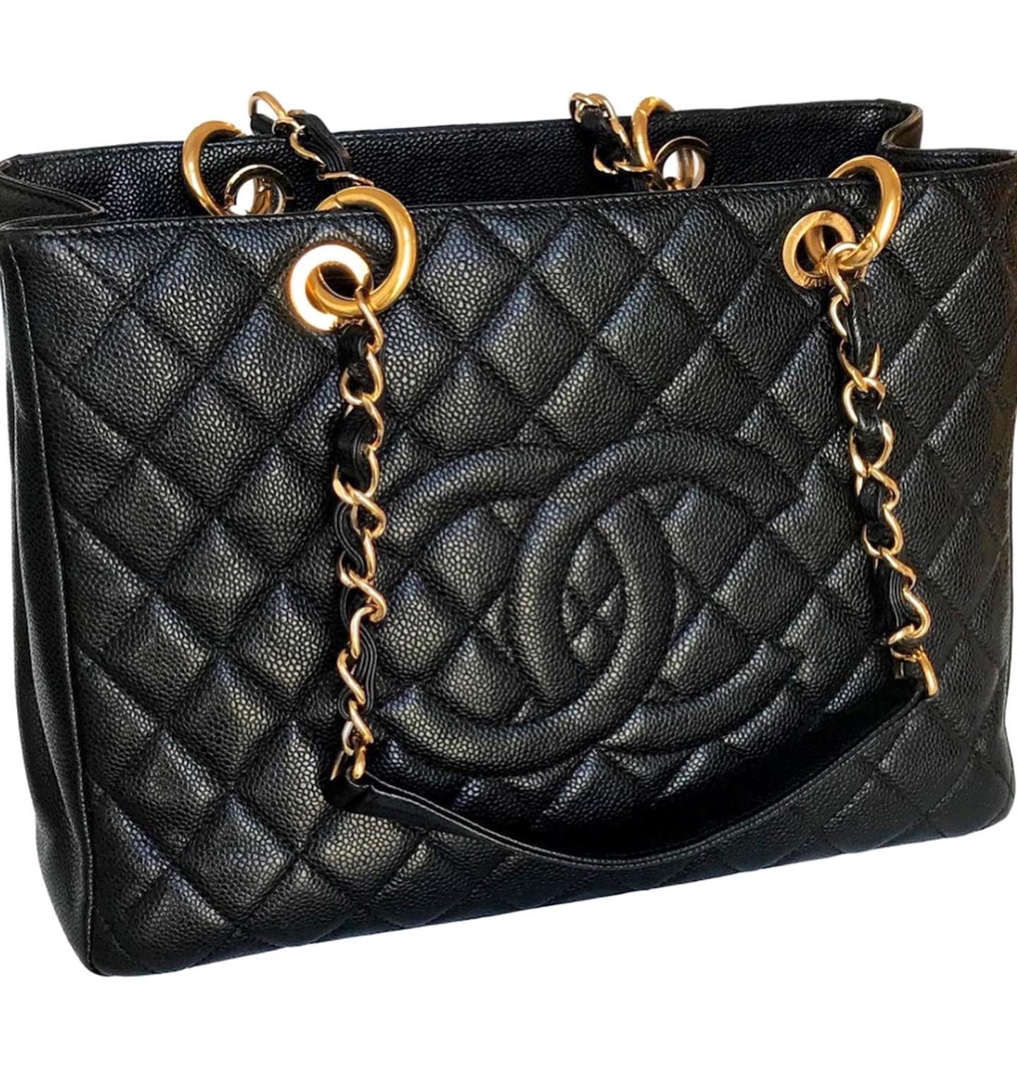 Luxury Chanel CAVIAR QUILTED GRAND SHOPPING TOTE BAG