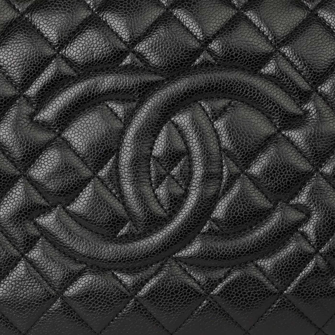 Luxury Chanel CAVIAR QUILTED GRAND SHOPPING TOTE BAG