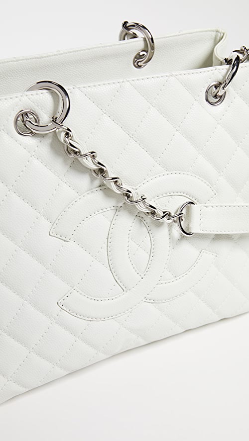 Luxury Chanel CAVIAR QUILTED LAMBSKIN SHOPPER TOTE BAG