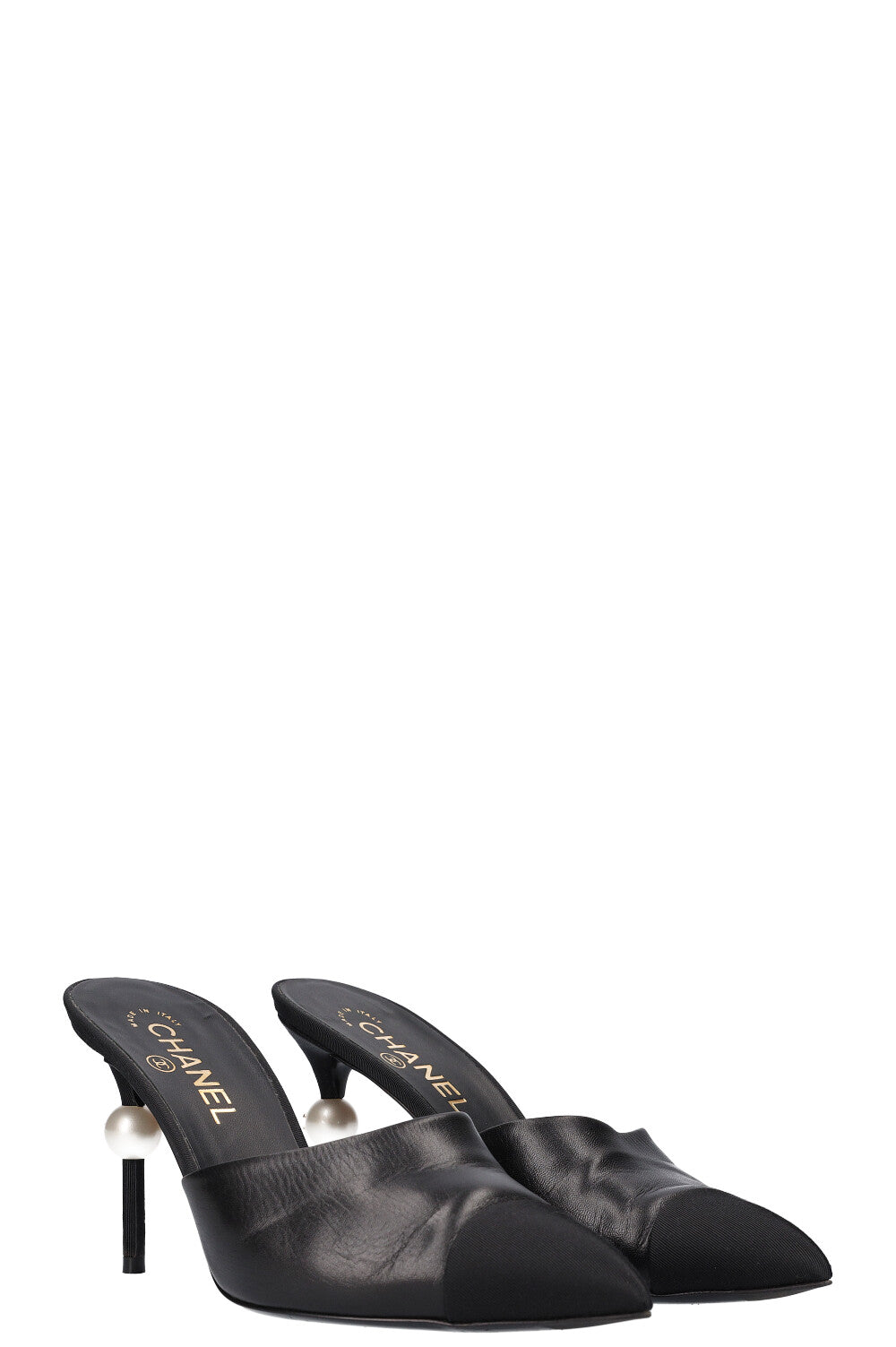 CHANEL Grossgrain Pearl Pumps