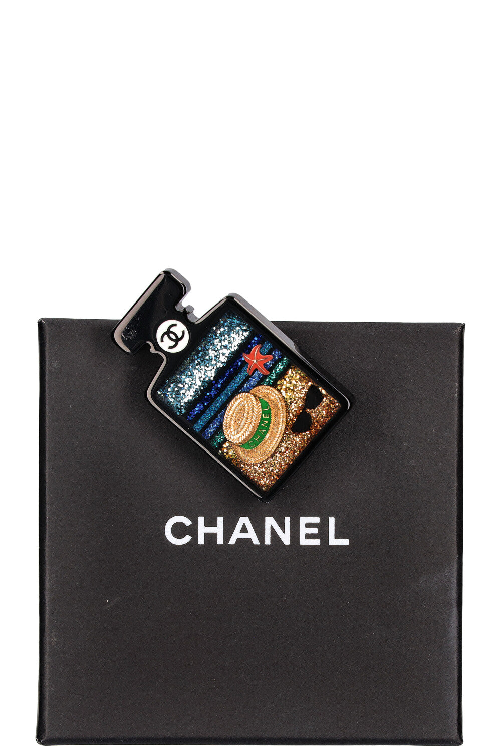 CHANEL Brooch Beach 2018