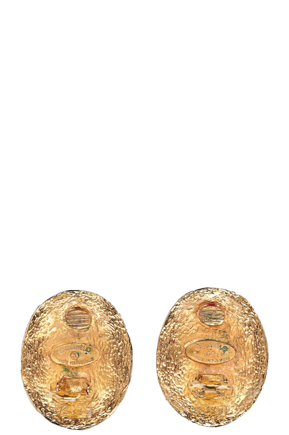 CHANEL Earclips Gold