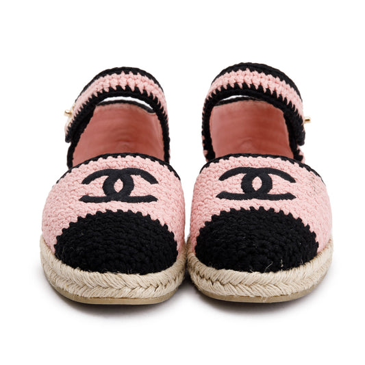 Chanel 2022 Pink/Black Braided Knit Interlocking CC Logo Ankle Strap Espadrilles, Size 41