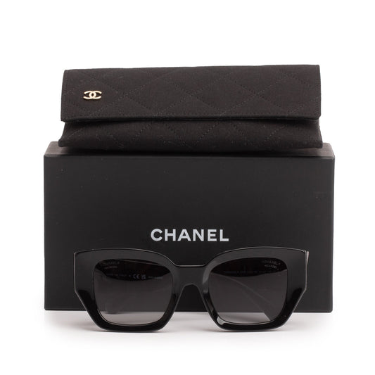 Chanel 5506 Black Acetate CC Logo Cat-Eye Sunglasses