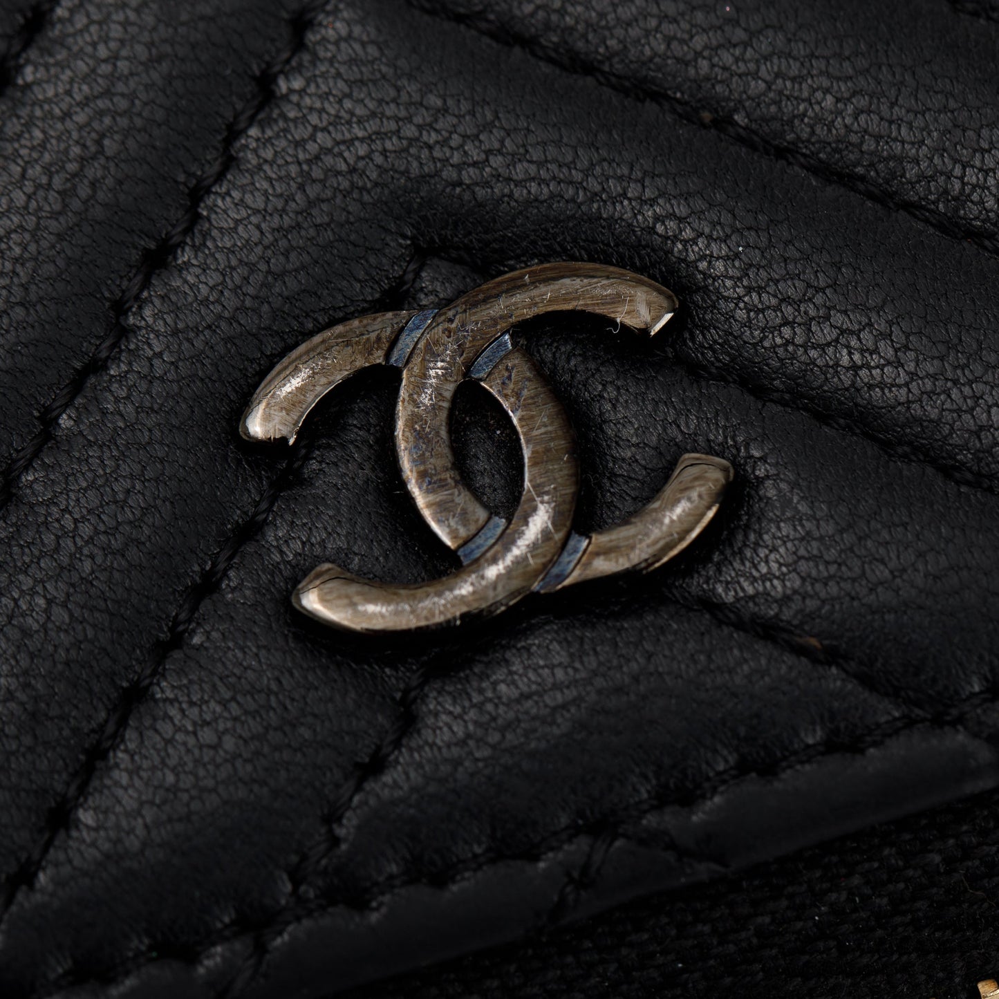 Chanel Black Chevron Calfskin Leather Classic Zipped Coin Purse