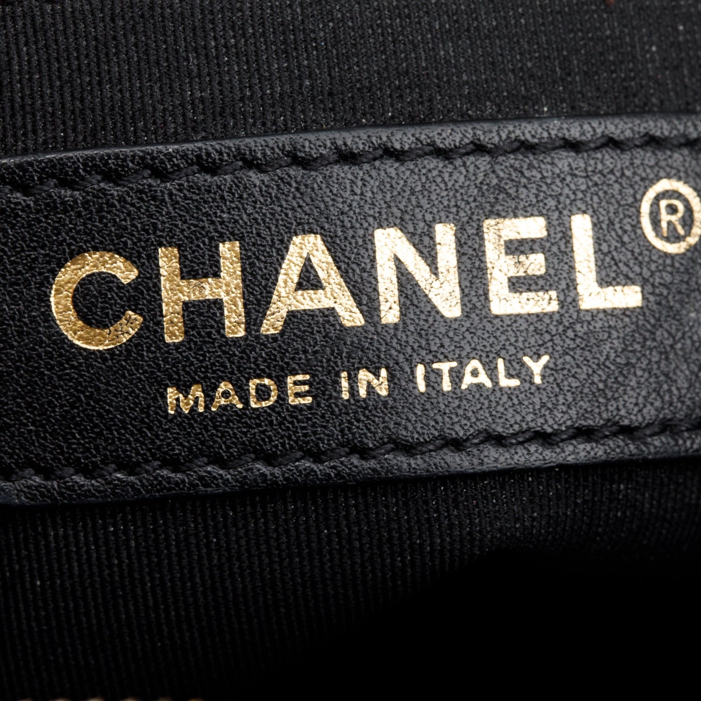 Chanel Black Chevron Leather Round as Earth Crossbody Bag