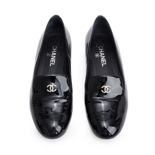 Chanel Black Patent Leather Faux Pearl CC Logo Loafer, Size 40