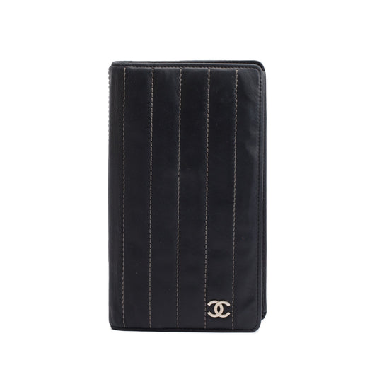 Chanel Black Vertical Quilt Lambskin Leather Interlocking CC Long Bifold Wallet