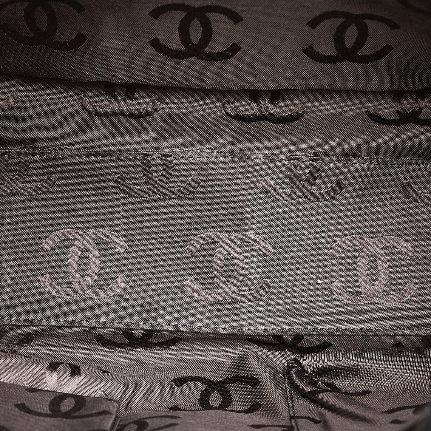 Chanel CC Caviar Leather Tote Bag (SHG-27471)