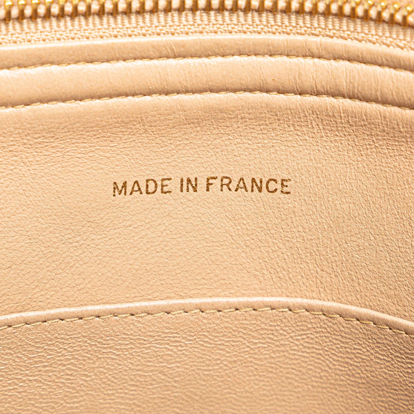 Chanel CC Quilted Lambskin Front Pocket Crossbody (SHG-m7G46D)