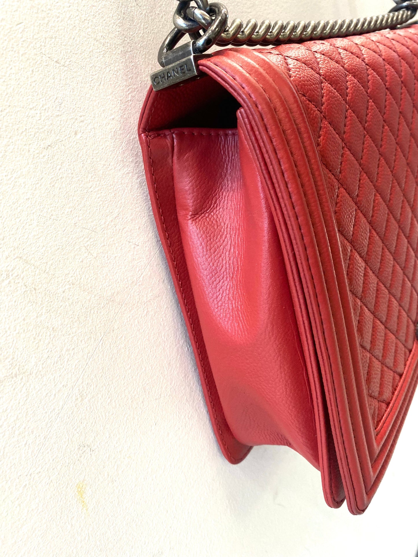 Luxury Chanel CAVIAR QUILTED LEATHER LARGE BOY BAG