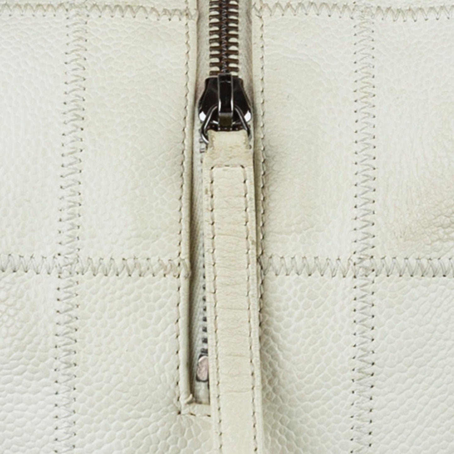 Chanel Choco Bar Caviar Leather Shoulder Bag (SHG-19777)