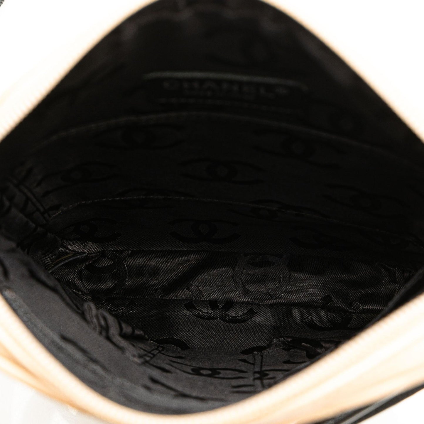 Chanel Lambskin Cambon Ligne Crossbody (SHG-DKcrZ0)