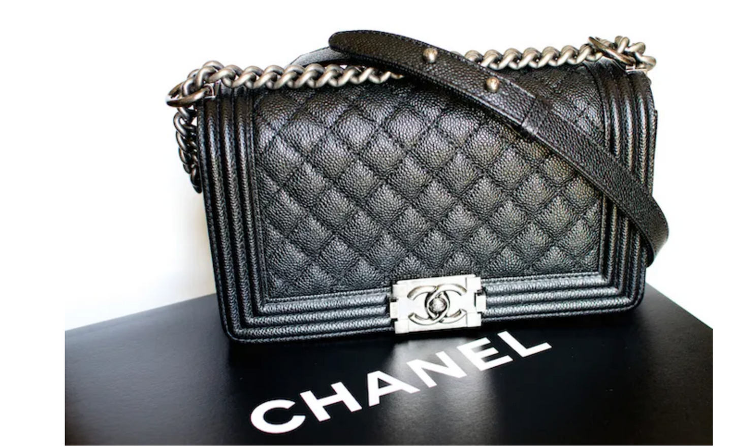 Luxury Chanel MEDIUM CAVIAR QUILTED BOY BAG