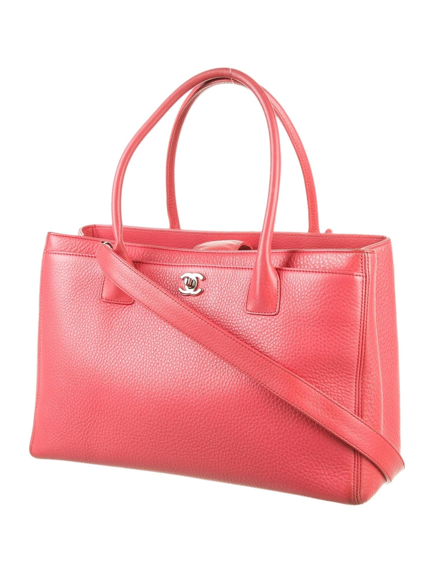 Luxury Chanel PEBBLED LEATHER LARGE EXECUTIVE TOTE BAG WITH SHOULDER STRAP