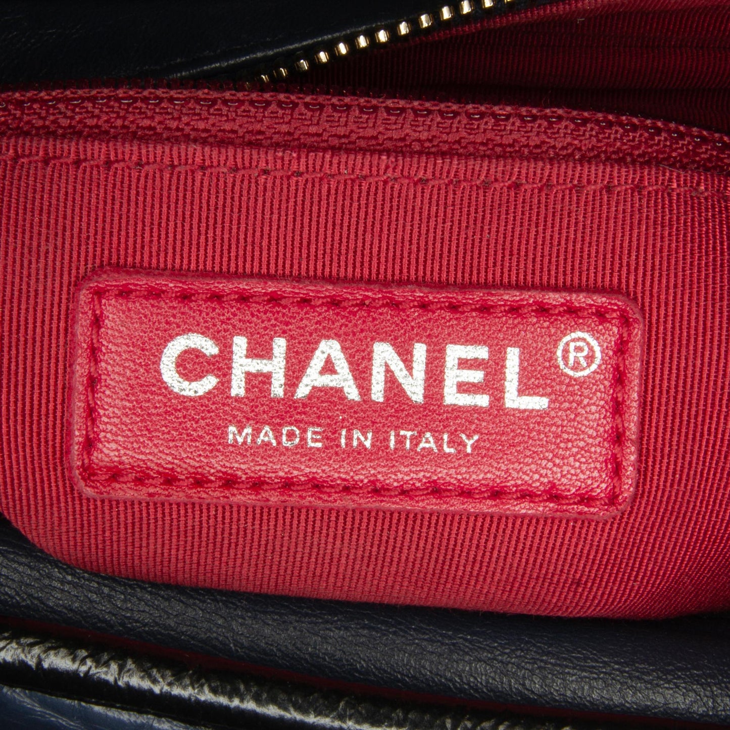 Chanel Small Lambskin Gabrielle Crossbody (SHG-oHIRma)