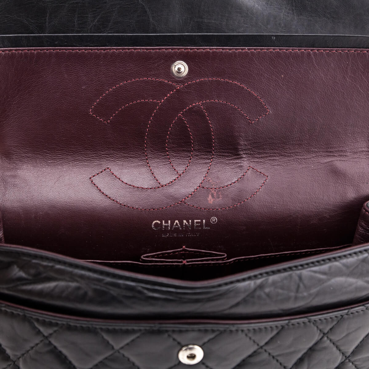 Chanel Black Quilted Aged Calfskin 2.55 Reissue 226 Flap Bag