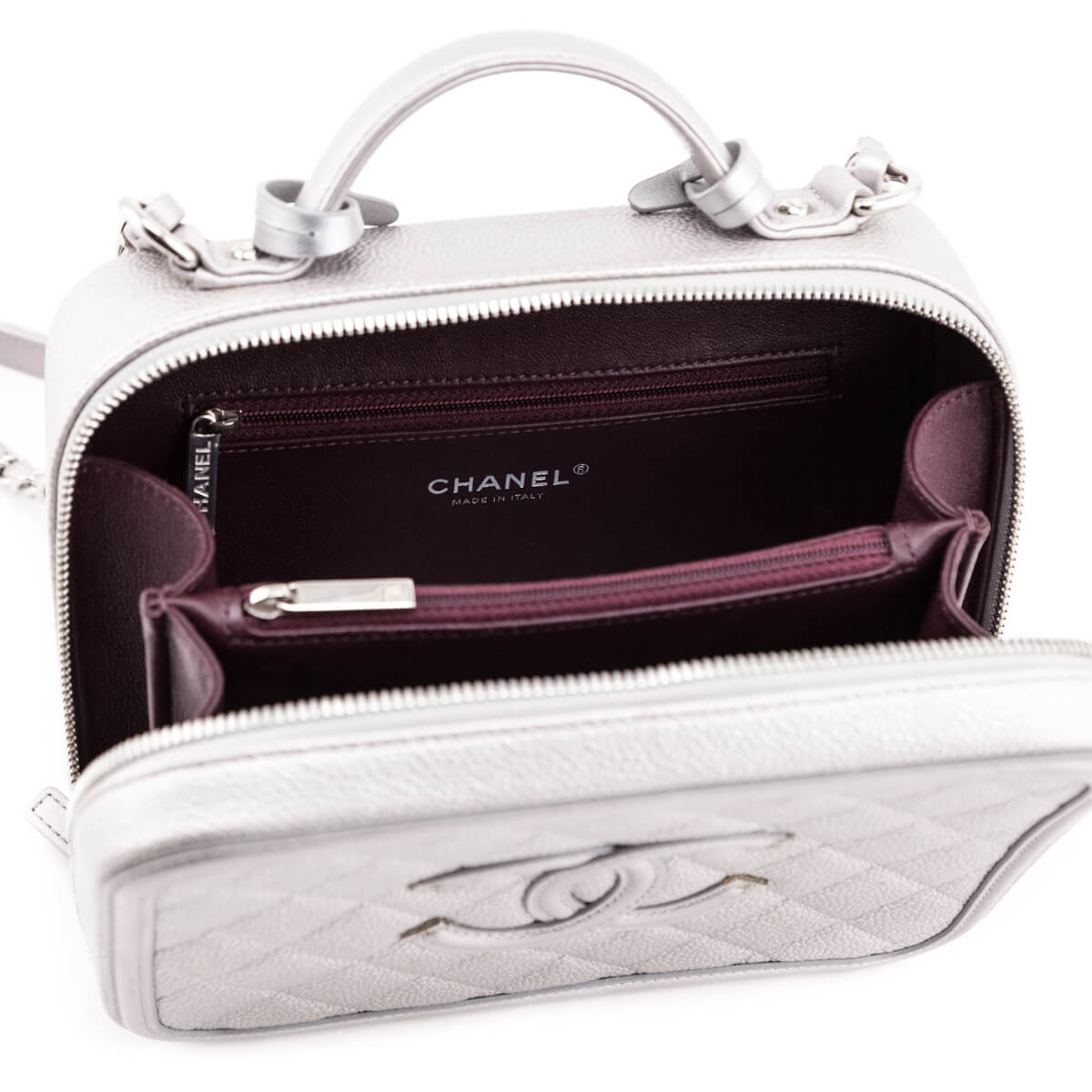 Chanel Metallic Silver Caviar Quilted Medium CC Filigree Vanity Case
