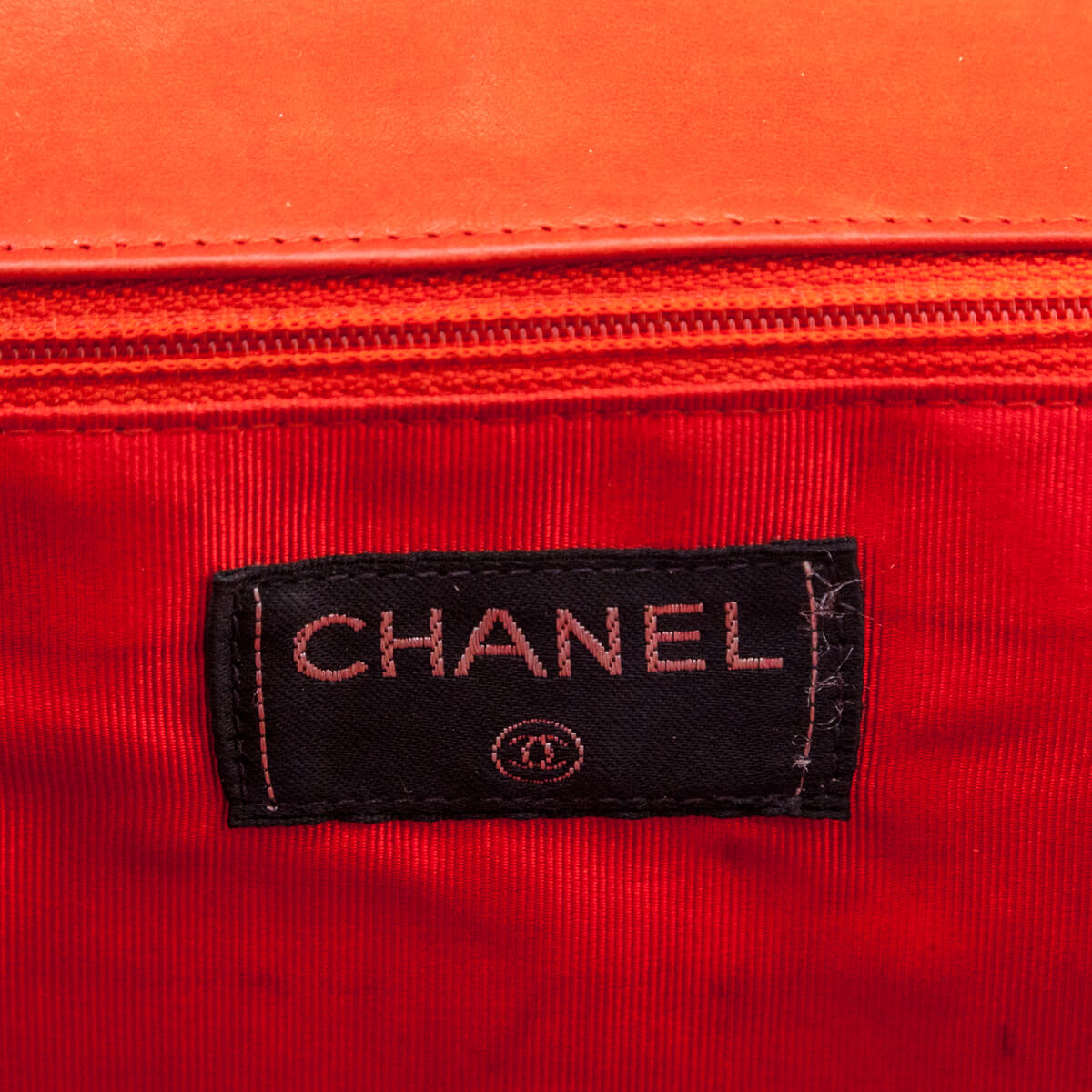 Chanel Red Quilted Patent Vintage Chocolate Bar Reissue Chain Bag