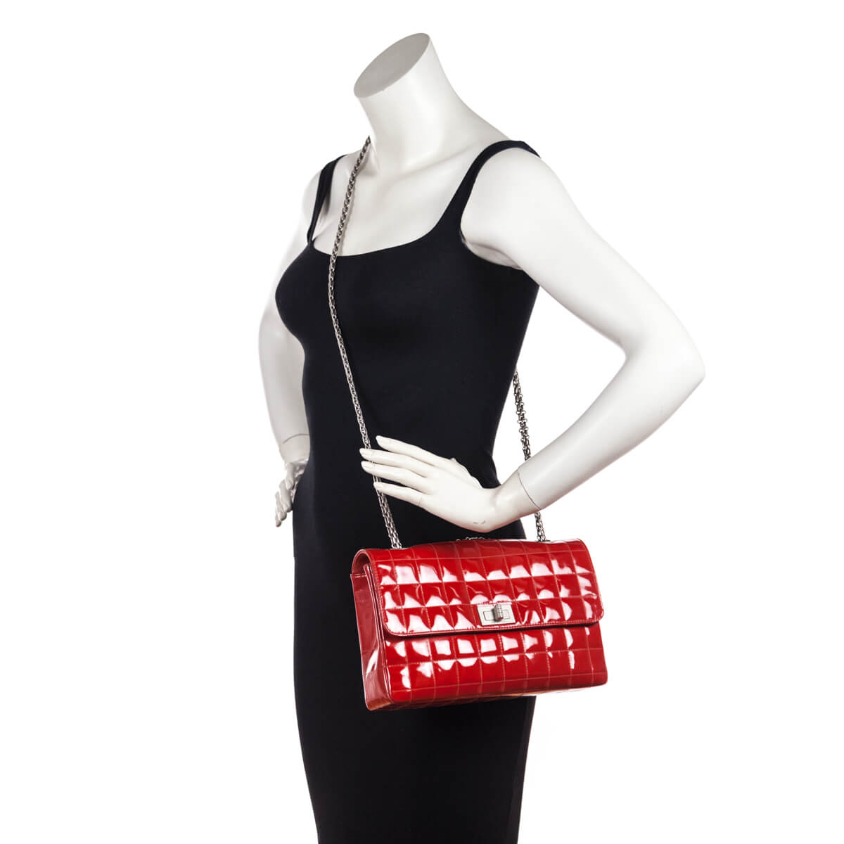 Chanel Red Quilted Patent Vintage Chocolate Bar Reissue Chain Bag