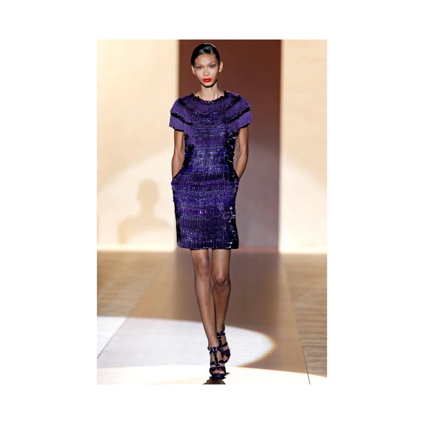Luxury Gucci Trending 2025 Plexiglass Bead Dress