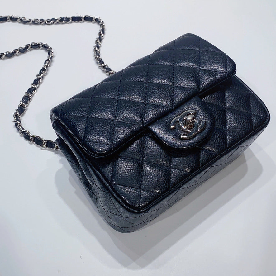 No.3728-Chanel Caviar Classic Flap Mini 17cm