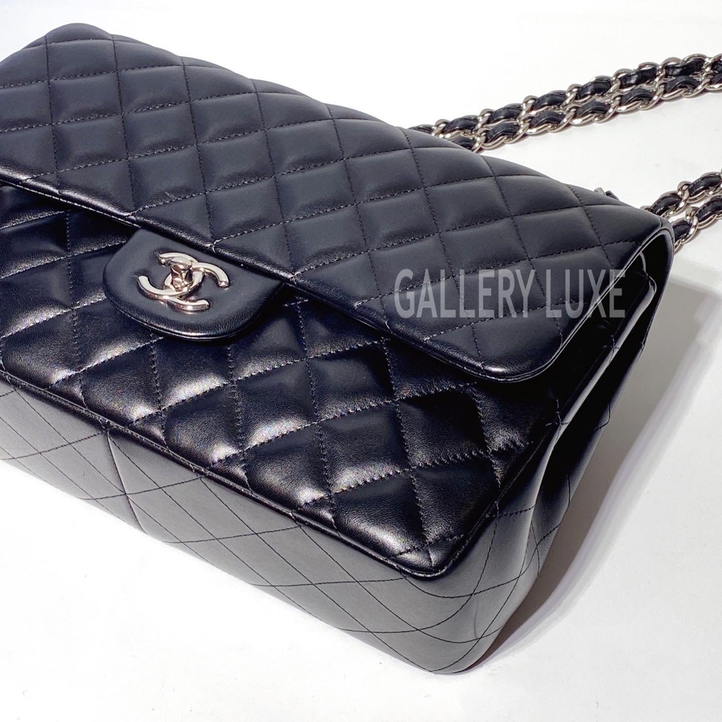 No.3326-Chanel Lambskin Classic Jumbo Flap Bag