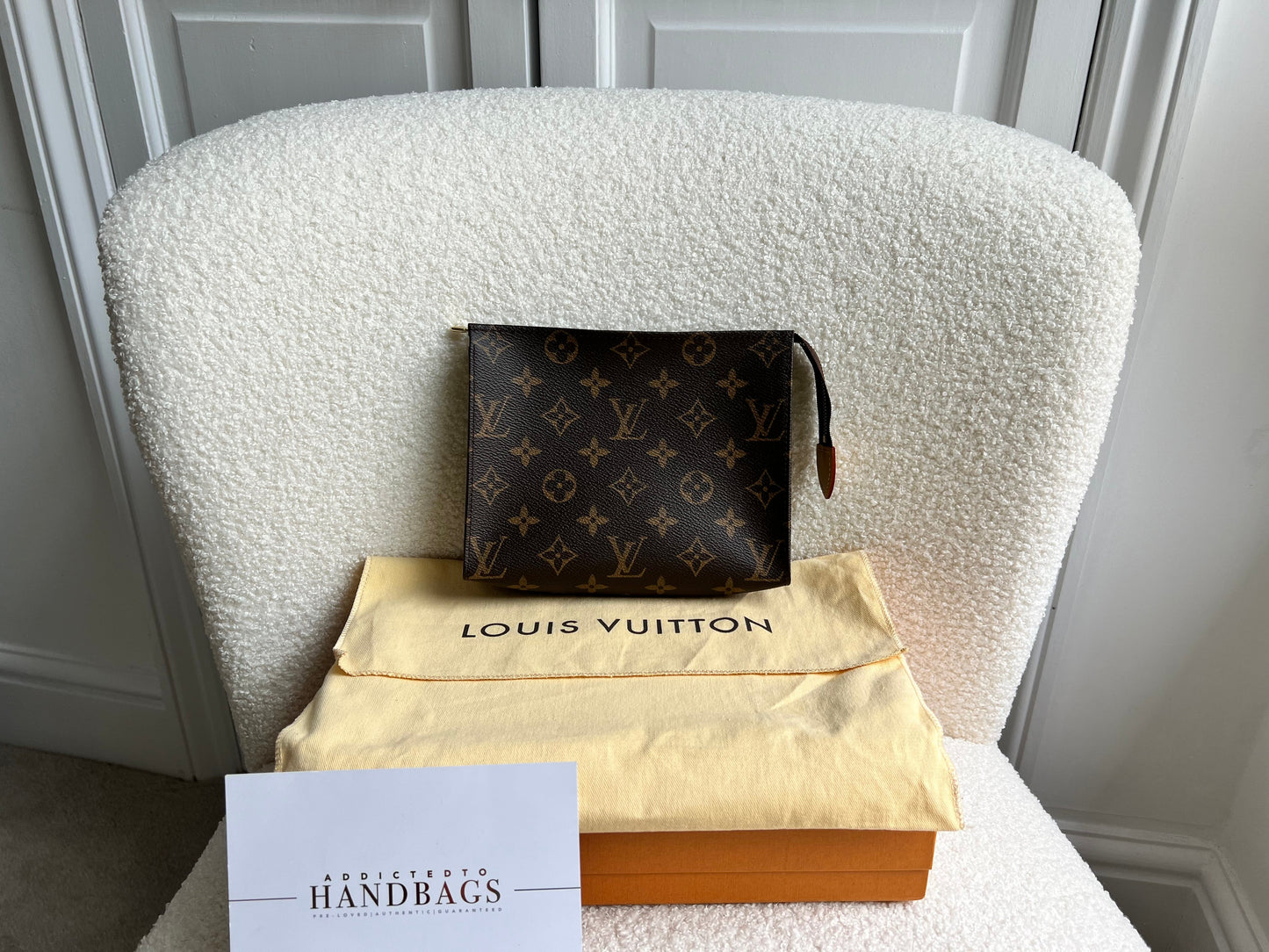 Louis Vuitton Toiletry Pouch 19 Monogram