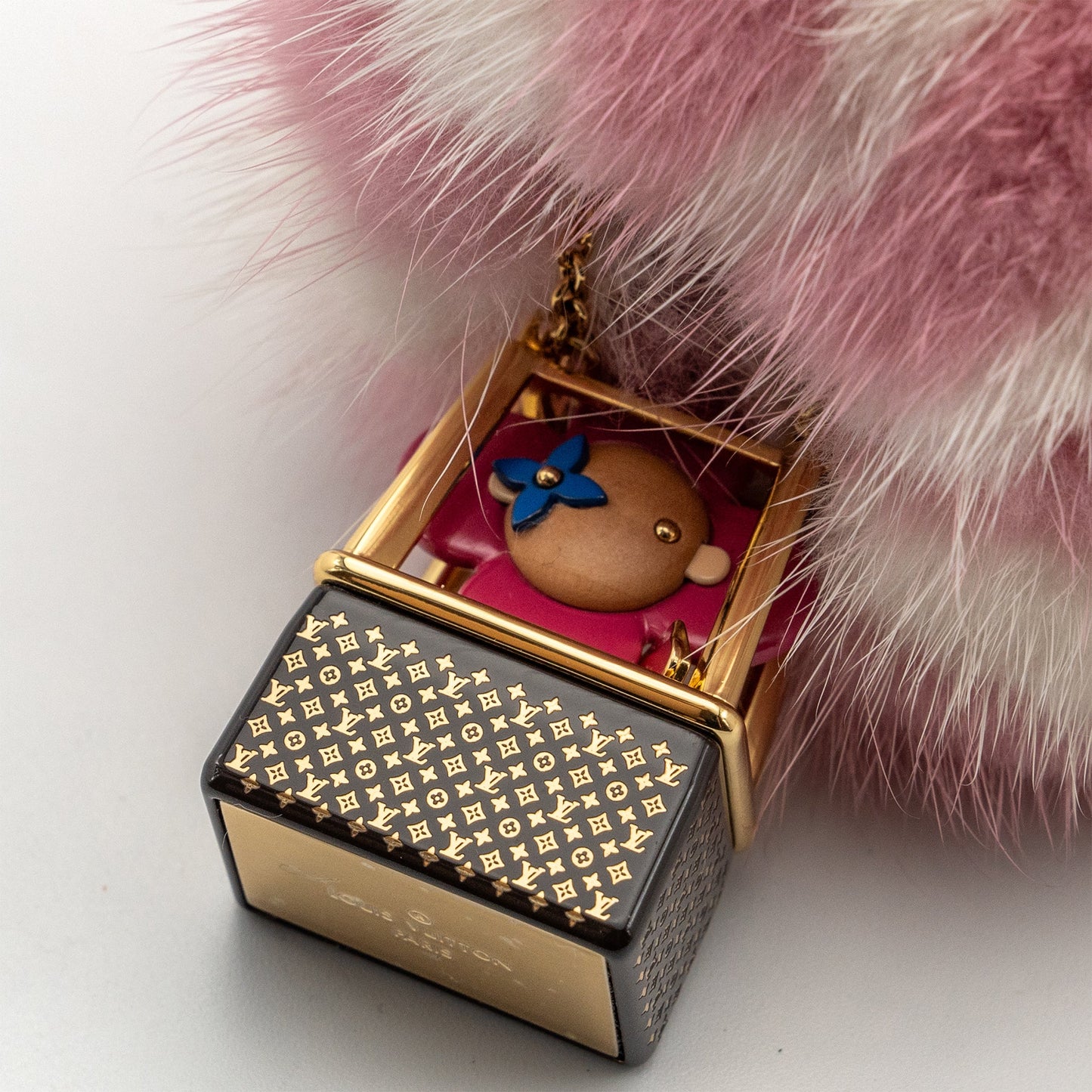 Louis Vuitton Vivienne hot air ballon bag charm / key ring fur multicolour
