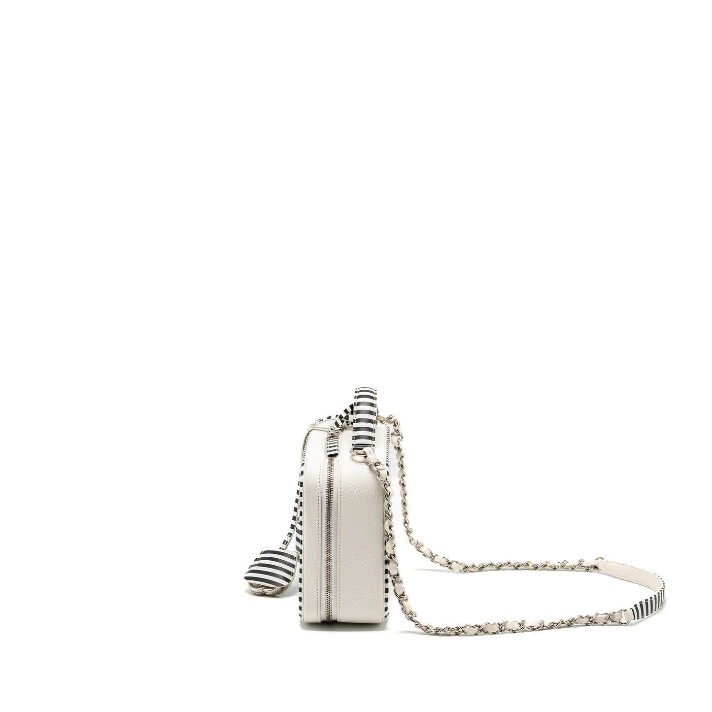 Chanel medium filigree camera bag caviar white/black SHW