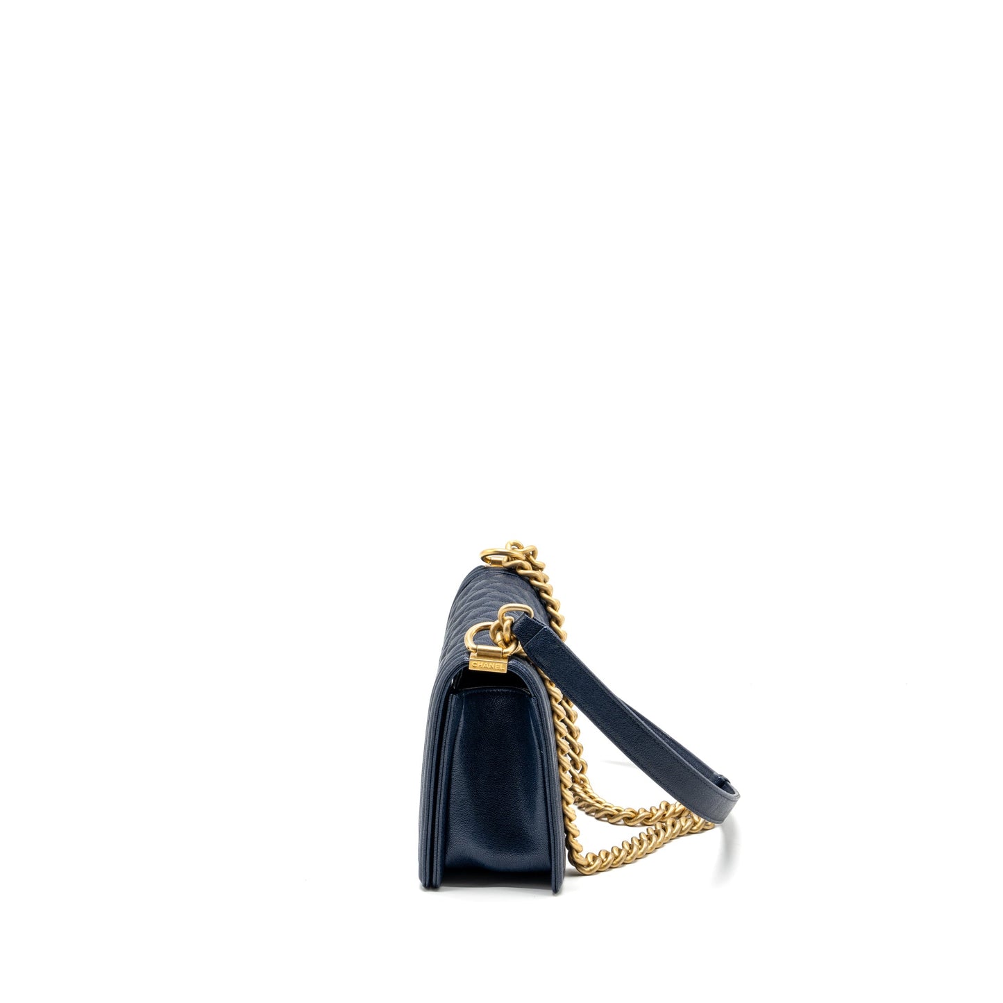 Chanel Medium boy bag caviar navy GHW