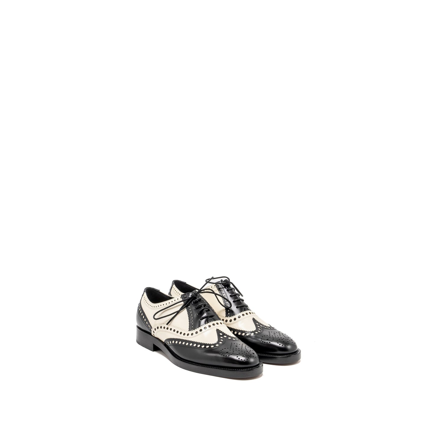 Luxury Dior Size 37 Oxfords Derby Shoe Black/ White