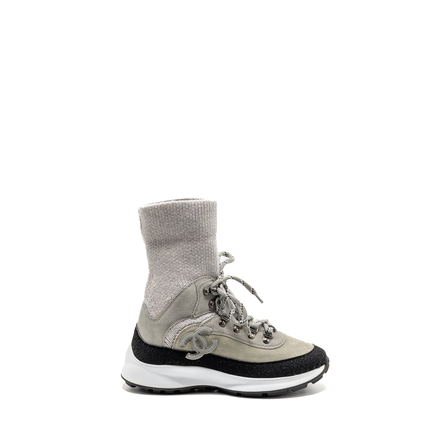 Chanel Size 37.5 21K CC Sneakers Suede Calfskin/Knit Grey/Dark Grey/Light Grey SHW