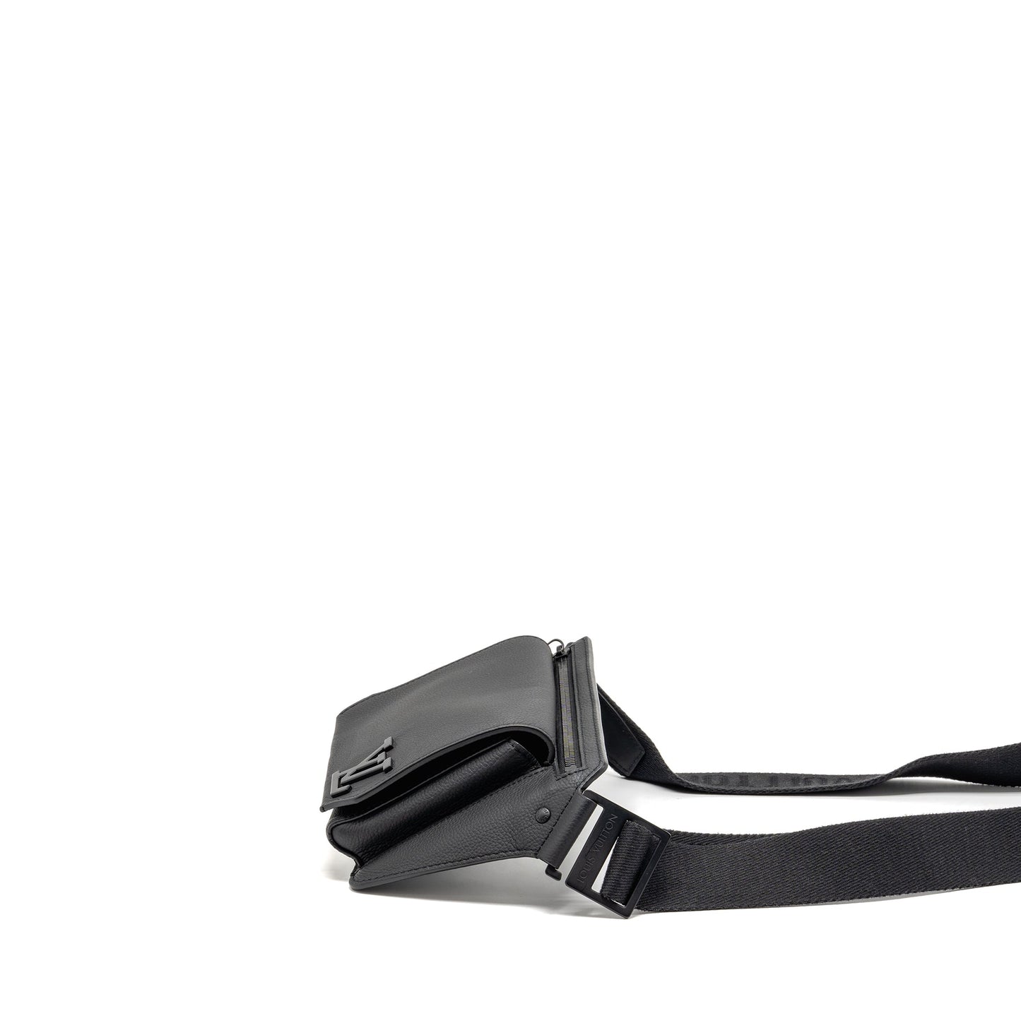 Louis Vuitton Aerogram Takeoff Sling Black Grained Calfskin Black Hardware