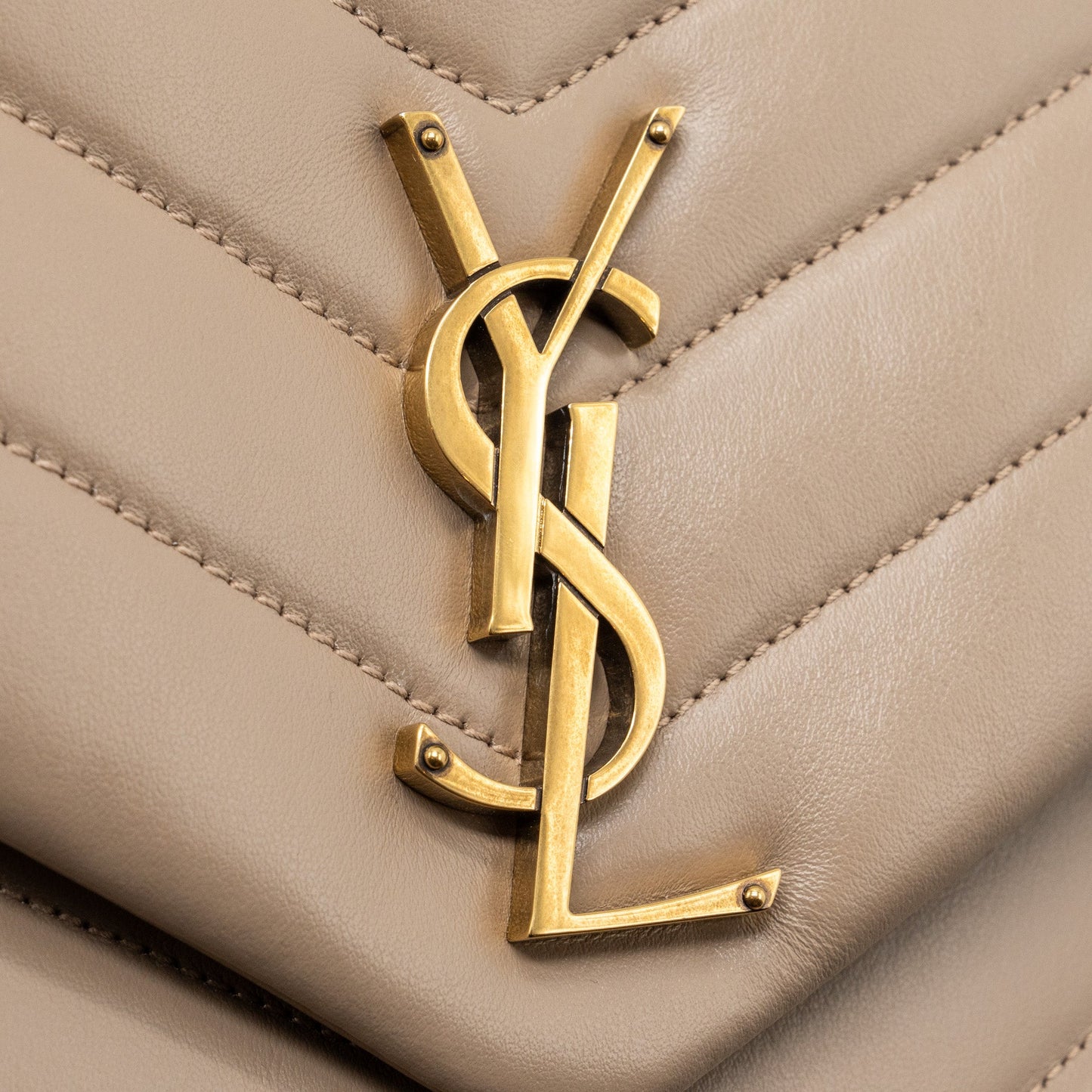 Saint Laurent Medium Loulou Shoulder Bag Beige GHW