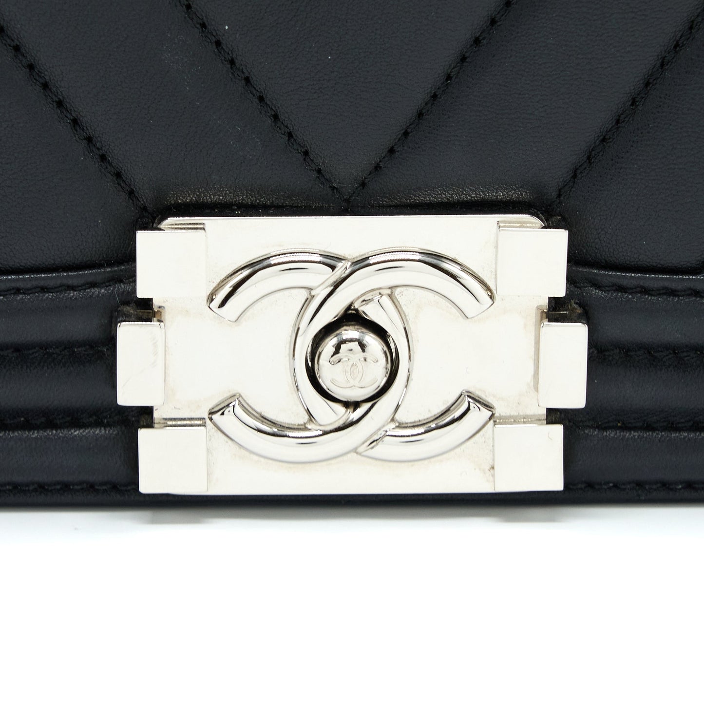 Chanel New Medium Boy Bag Chevron Lambskin Black SHW