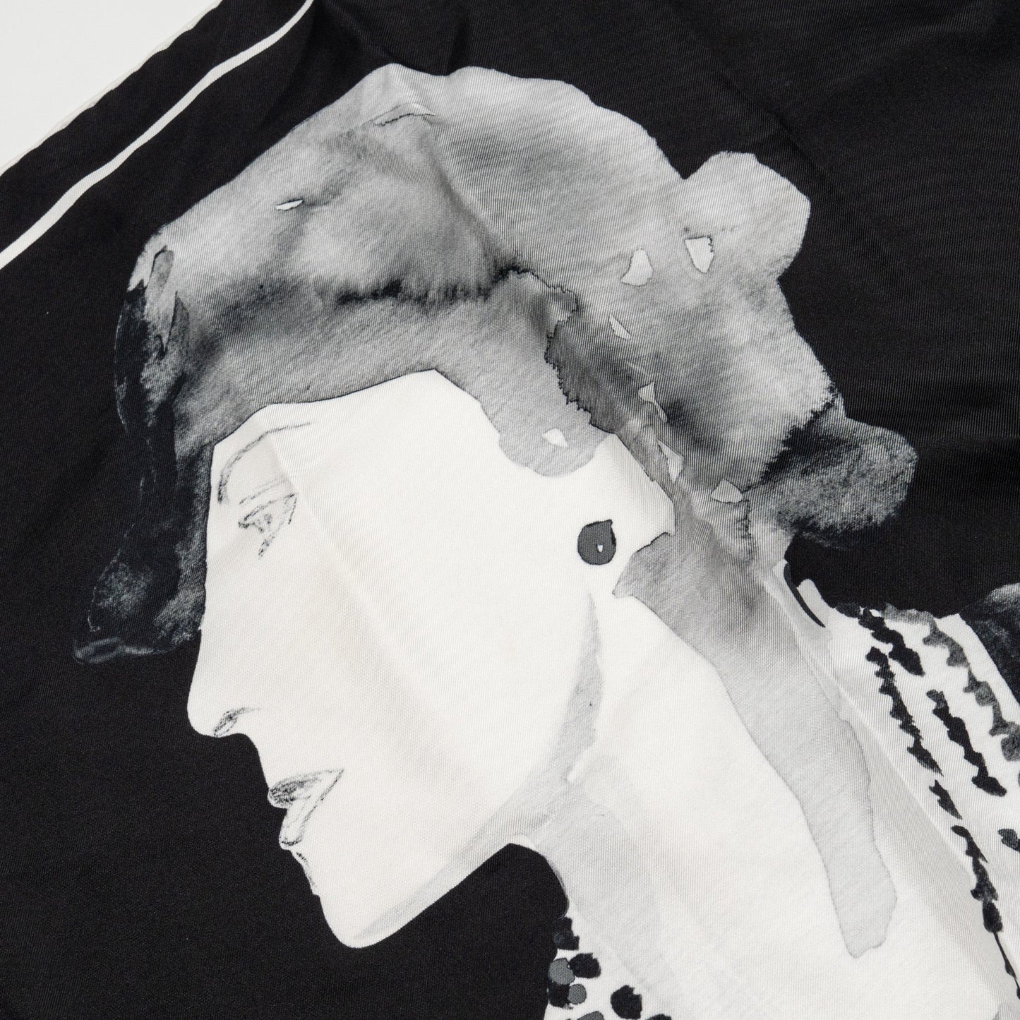 CHANEL 90x90cm Coco Chanel Silk Scarf Black / White