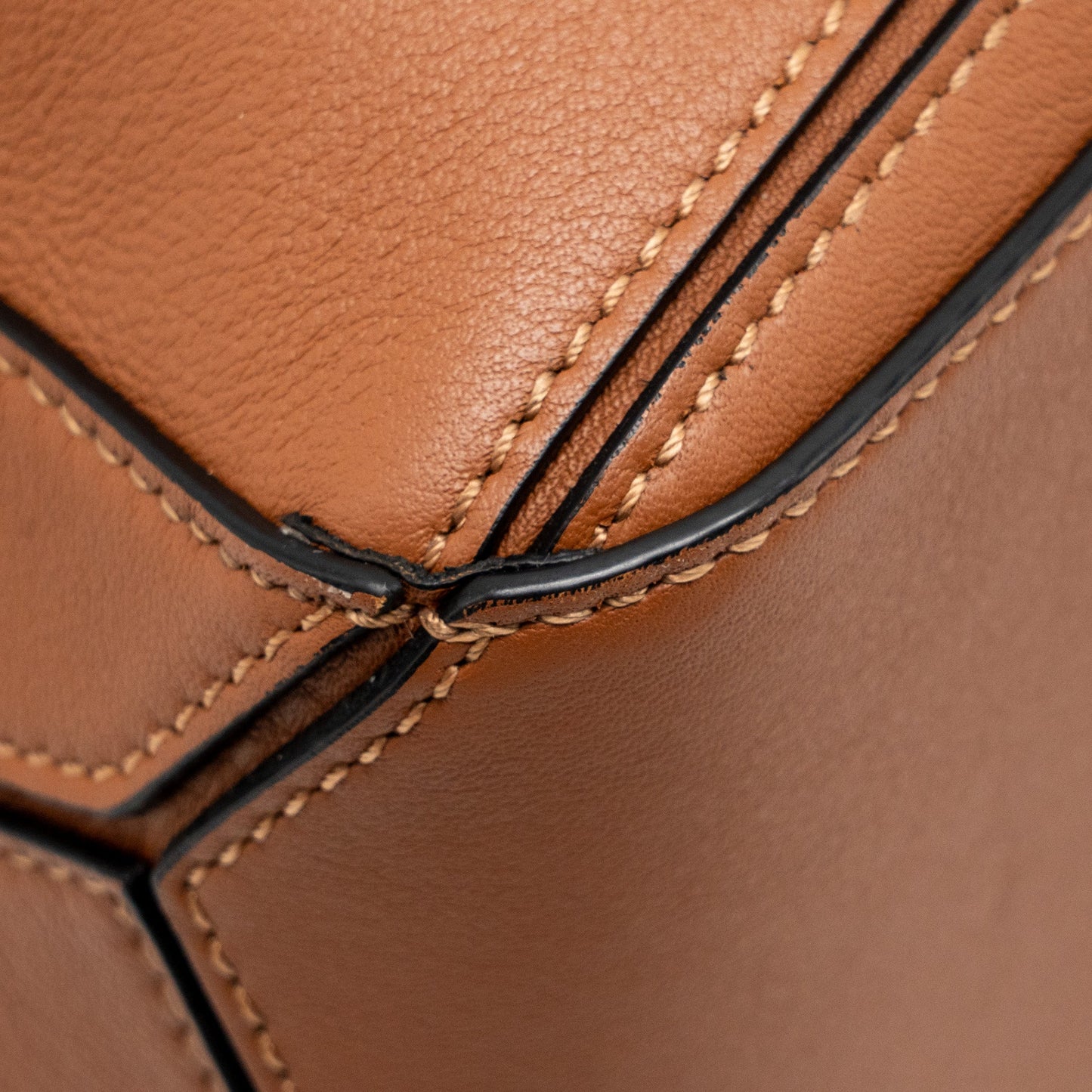 LOEWE Small Puzzle Bag Calfskin Tan GHW