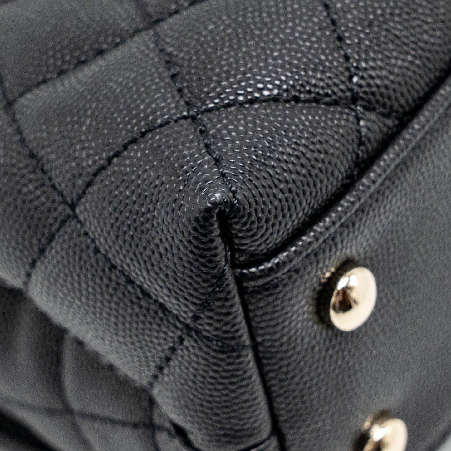 Chanel Small Coco Handle Caviar Black LGHW(microchip)