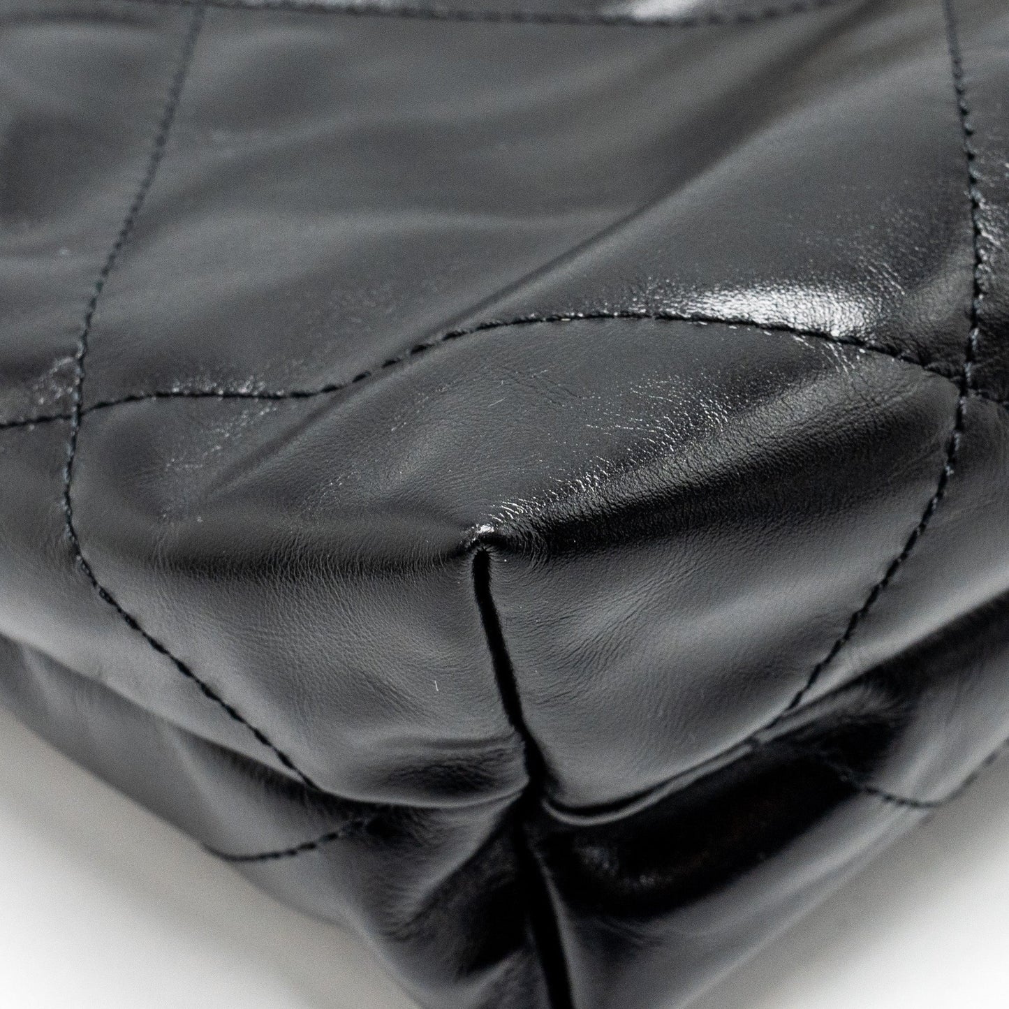 Chanel Small 22 Bag Shiny Calfskin BLACK GHW (Microchip)